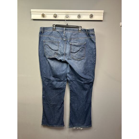Lane Bryant Boot Cut Jeans Womens Sz 26 Regular Denim Blue Genius Fit Distressed - Picture 2 of 10